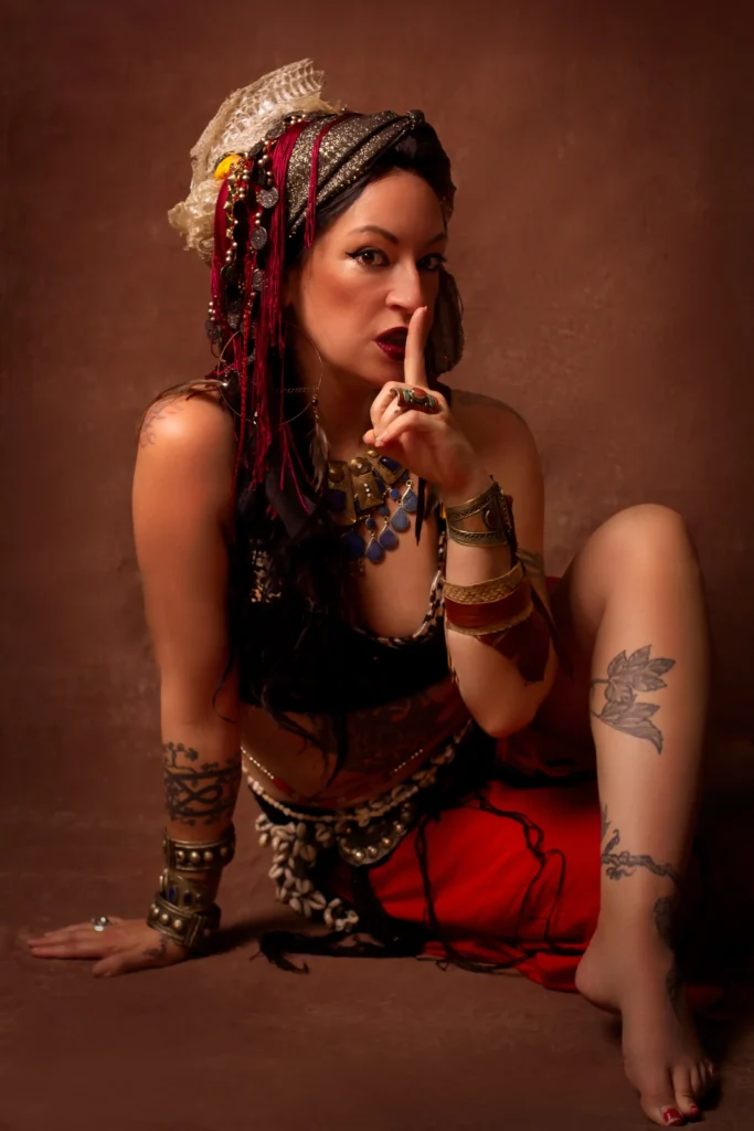 _MG_0233_Dark_Shoot_final - Spiritual Teachers Voodoo Priestess Shoshana,